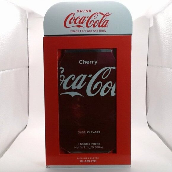 Glamlite x Coca-Cola Cherry Eyeshadow Palette — NEW - Picture 6 of 7